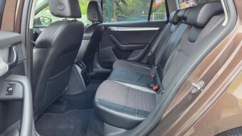 ŠKODA OCTAVIA 3 COMBI 1.4 TSI - ELEGANCE - BI-XENONY - 13