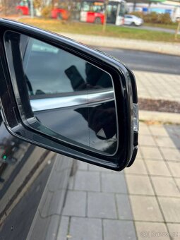 Prodam Mercedes E350 4matic AMG - 13