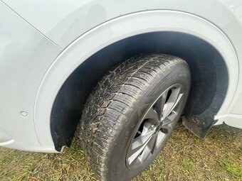 Ford Kuga ST LineX, 1,5 110kW, manuál. TOP STAV. NEBOURANÉ - 13