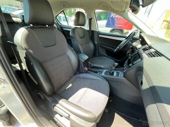 Škoda Octavia 1.4 TSi Elegance, Xenony - 13