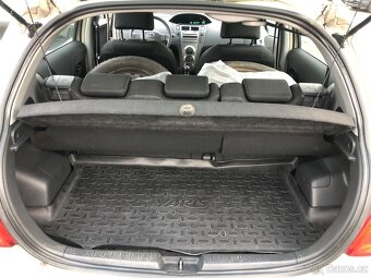 Toyota Yaris 1.3i 74kW - 13