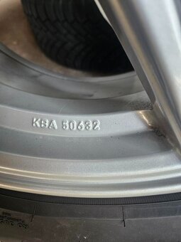 Zimní sada 7,5x17 ET 45, 5x108 mm, Pirelli 215/65/17, 7-8 mm - 13