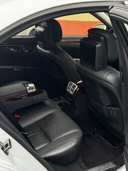 Mercedes-Benz Třídy S W221 4matic - 13