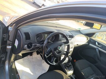 Škoda Octavia 2.0TDi Elegance combi - 13