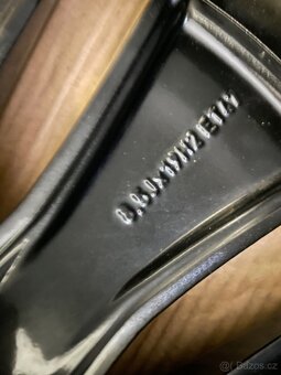 Orig zimni Volvo V90 S90 II r19 255/40/19 98% - 13