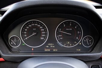 BMW Rad 3 320d GT xDrive A/T - 13