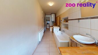 Prodej rodinného domu 150m², pozemek 1963m² - 13