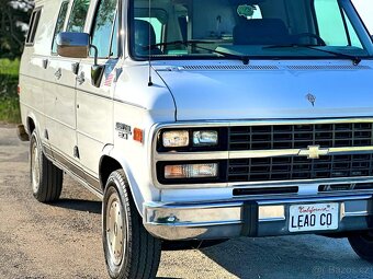 1995 Chevrolet G30 5.7 V8 | Obytný vůz | 59 804 mil - 13