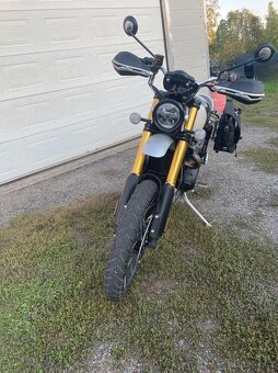 Triumph Scrambler 1200 XE - 13