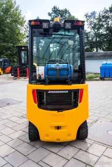 Vysokozdvižný vozík Jungheinrich TFG 320s (VV0027) - 13