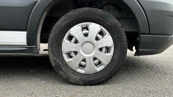 Ford Transit 2.2TDCi 74kW vys. střecha - 13