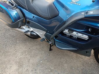 Honda Pan European ST1100 CZ doklady v ceně - 13