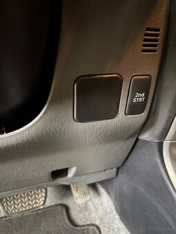 Toyota Land Cruiser - 13