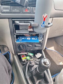 Prodám VW Golf 4 1.4 55kw - 13