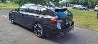 Škoda Octavia IV RS  DSG  2.0TDI 147Kw 2023 - 13