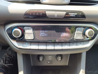 Hyundai i30,2021,1.5DPi,1.maj,ČR,serv.k,FullLED,záruk,45tkm - 13