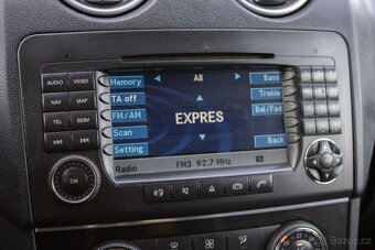 Mercedes-Benz ML 320 CDI - 13