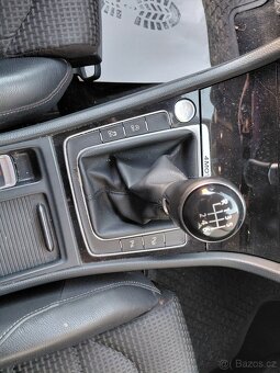 GOLF 7 2.0TDi 110kW 4x4 combi, HIGHLINE+WEBASTO, PLNÝ SERVIS - 13