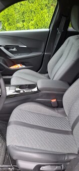 Peugeot 2008 ALLURE 1.5 BlueHDi 130 k EAT8, 2024, CZ - 13