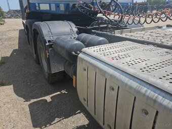 Tahač návěsů Mercedes Benz 26510 - 13