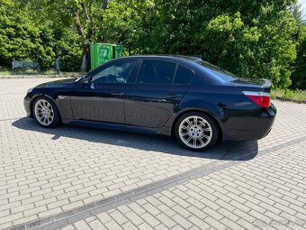 BMW E60 530D manuál - 13