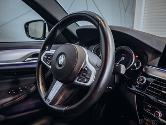 BMW 540i xDrive M-Paket 250 kW - 13