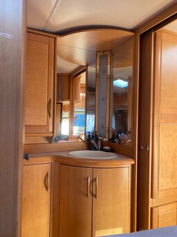 Karavan Hobby 540 Prestige - 13