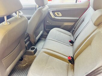ŠKODA FABIA 1.2 i BENZÍN KLIMA ALU KOLA NAJETO JEN 64 TIS KM - 13
