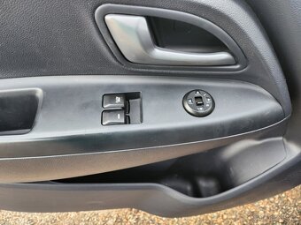kia Rio 1.3 benzín 2014 - 13
