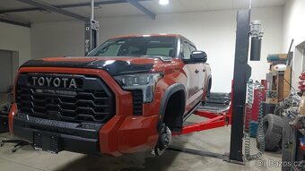 Dvousloupový zvedák BOR5000E 5000 KG NOVÝ NEPOUŽITÝ rv2025' - 13