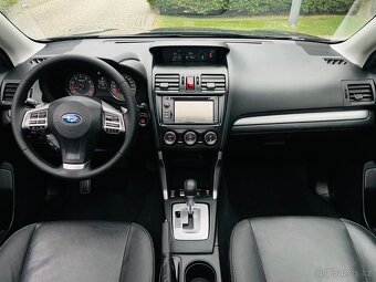 Subaru Forester 2.0i 4x4 AUTOMAT 1.MAJITEL TAŽNÉ SERVISKA - 13