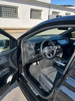 Mercedes-Benz B 200 d 4Matic Special Edition - 13