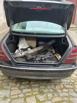 Mercedes e270 cdi (ND) NOVA CENA 35000Kč - 13