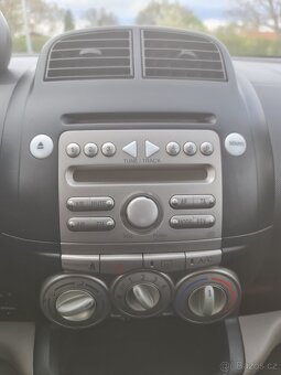 Daihatsu Sirion 4x4 1.3 16V,  64kW, 8/2006, klima - 13