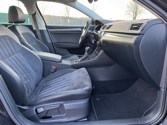 ŠKODA SUPERB COMBI 2.0 TDI STYLE - 13
