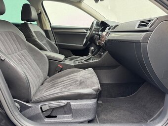 ŠKODA SUPERB COMBI 2.0 TDI STYLE - 13