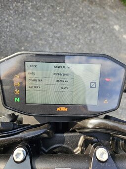 KTM 890 DUKE BLACK EDITION - 13