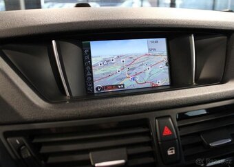 BMW X1 xDrive20d X Line nafta automat - 13
