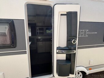Prodám karavan Hobby 540 ufe, r.v.2018 + mover + předstan. - 13