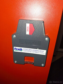 Šatní skříňky Frajt, skříňky do posilovny, bazénu, apod. - 13