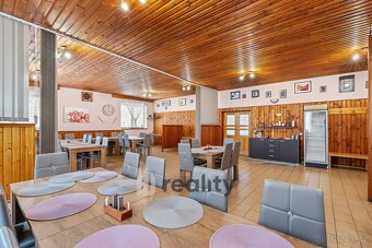 Prodej restaurace, 300 m2 - Moravská Nová Ves, ev.č. 00024 - 13