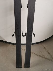 Lyže Völkl 168 cm Racetiger Racecarver, radius 15,5 m - 13