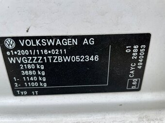 VW Touran 1,6TDi, mód 2011, naj 205000km - 13