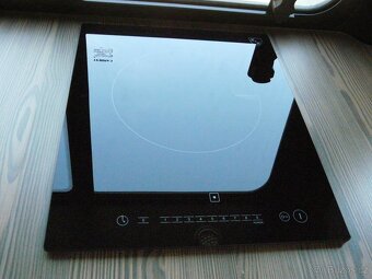 OBYTNÁ VESTAVBA VOLKSWAGEN TRANSPORTER T5,T6, -DPH - 13