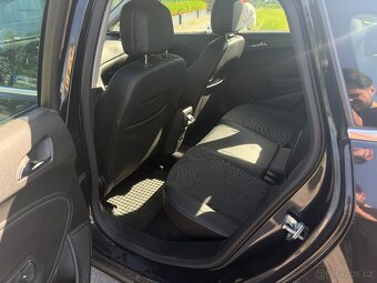 Opel Astra 1,7 CDTI 96kw r.2013 144.000km - 13