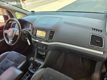 VW Sharan 2.0 TDI 125kW,Highline,Xenon,Navi,Manuál - 13