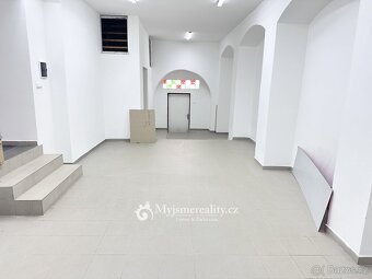 Rodinný dům se zahradou k pronájmu v centru Moravských Buděj - 13