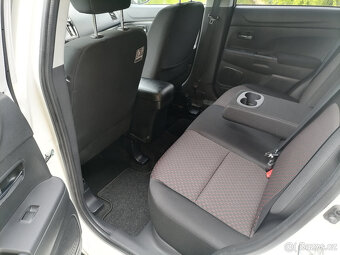 Mitsubishi ASX 1.6i 86kwDiamant40000kmNaviKameraVyhřSedPrSer - 13