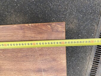 Kancelářský stůl, pěkný, včetně šuplíků; více kusů i dekorů - 13