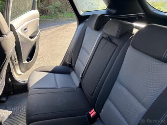 Hyundai i30 2015, 1.6 CRDi - 13